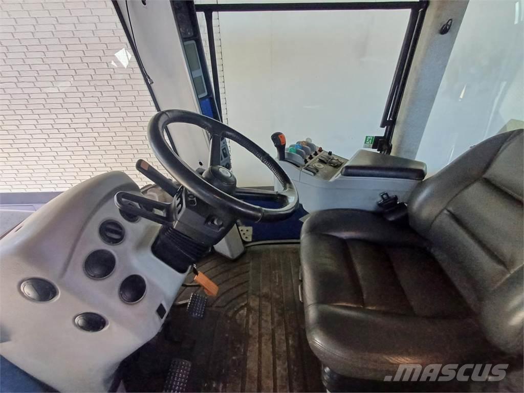 New Holland T9040 Traktorid