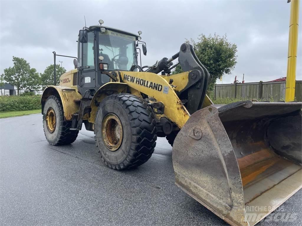 New Holland W190B Rataslaadurid