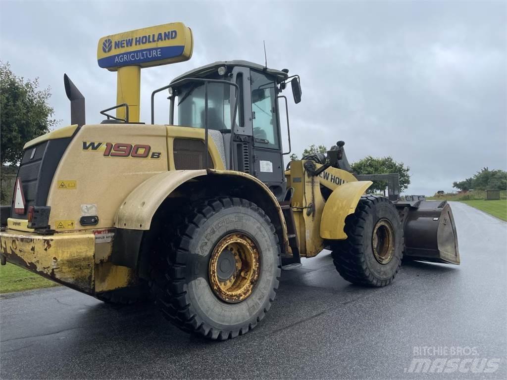 New Holland W190B Rataslaadurid