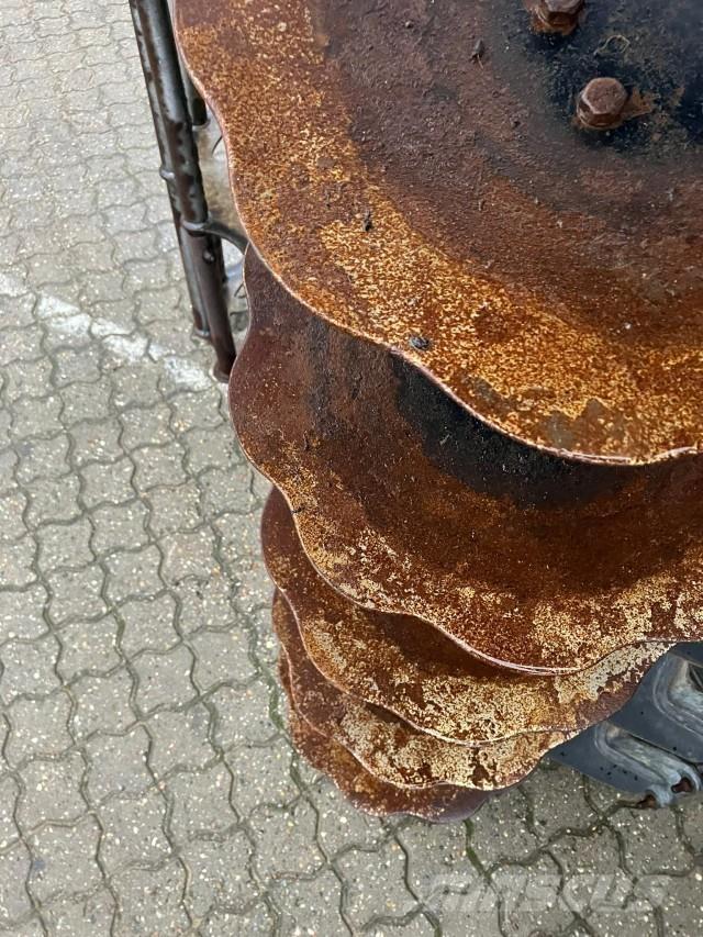 Samson SD II 700 Väetisekülvikud pihustiga