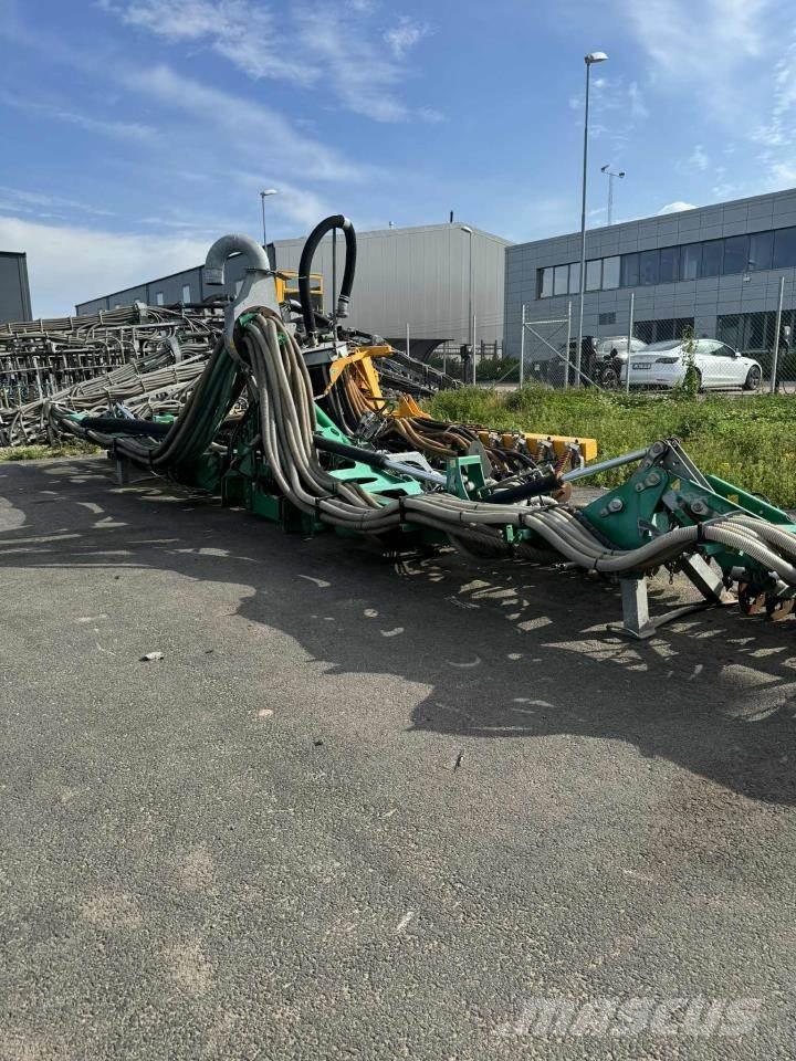 Samson TD 12 Väetisekülvikud pihustiga