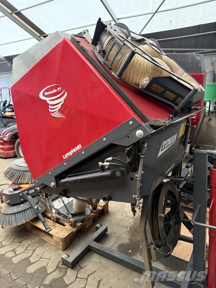 Timan FSA 12000 Kommunaalteenuste traktorid