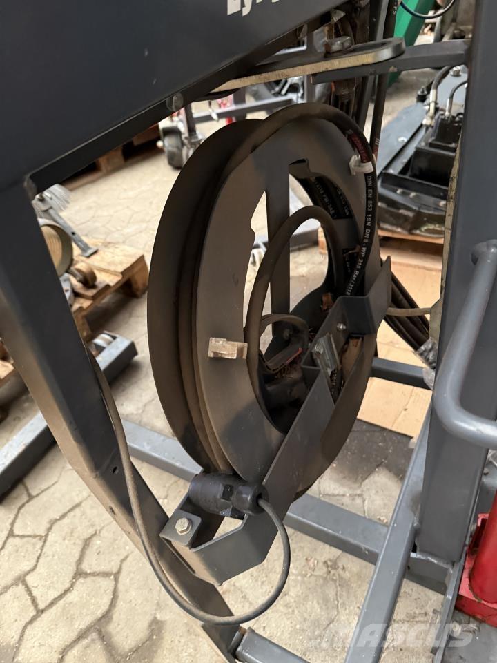 Timan FSA 12000 Kommunaalteenuste traktorid