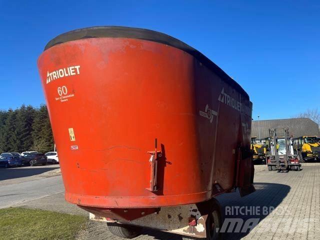 Trioliet 2400 L Loomasööda vagunid