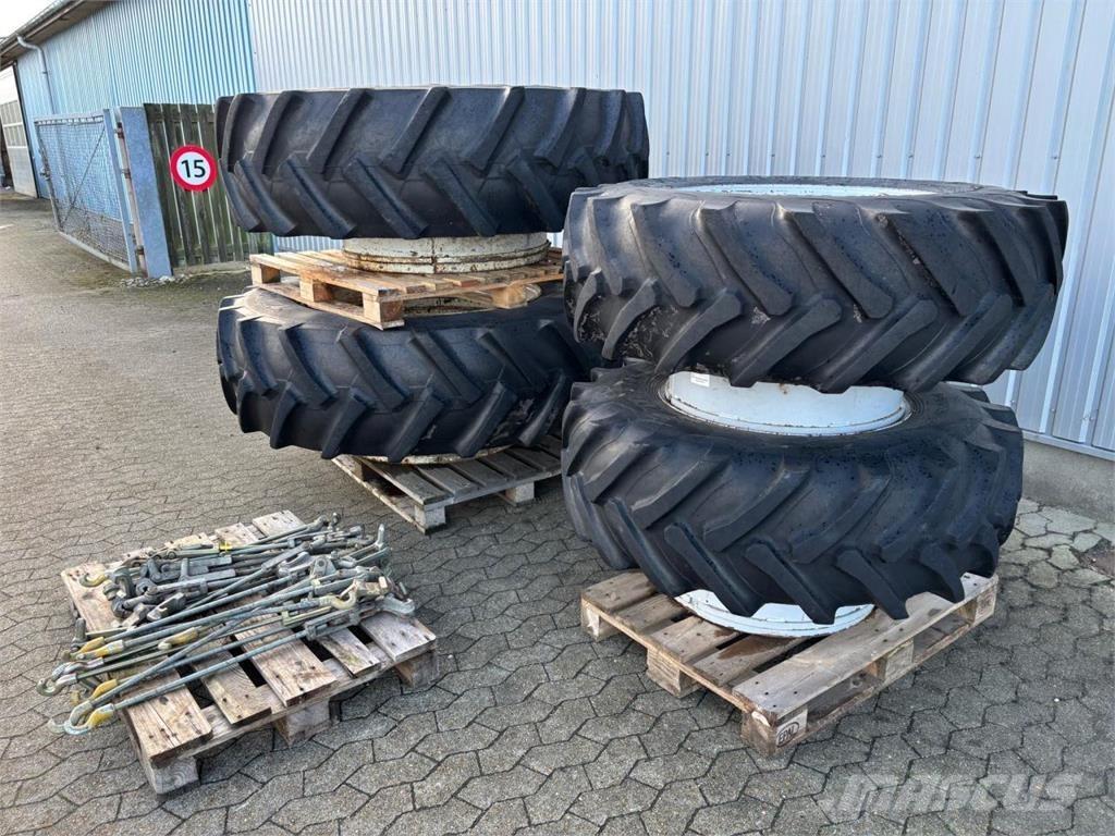  TVILLINGEHJUL Rehvid, rattad ja veljed