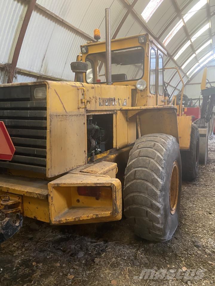 Volvo BM 4400 Rataslaadurid