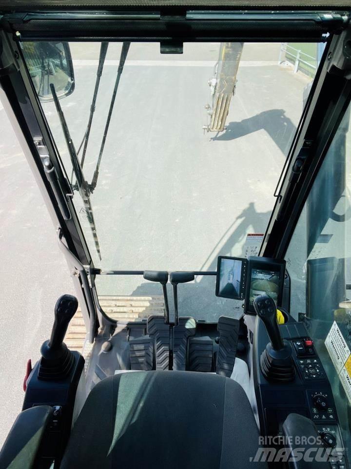 Volvo EC200 EL Roomikekskavaatorid