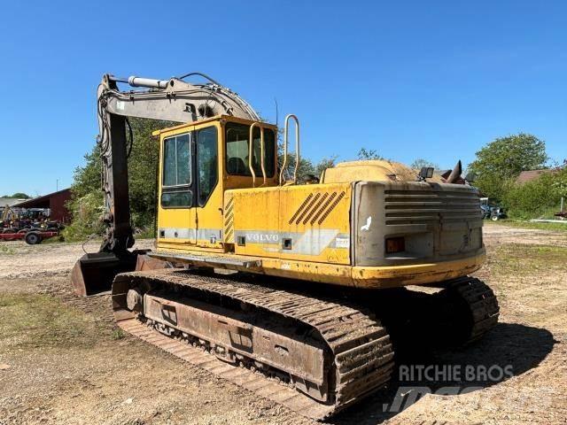 Volvo EC280 Roomikekskavaatorid