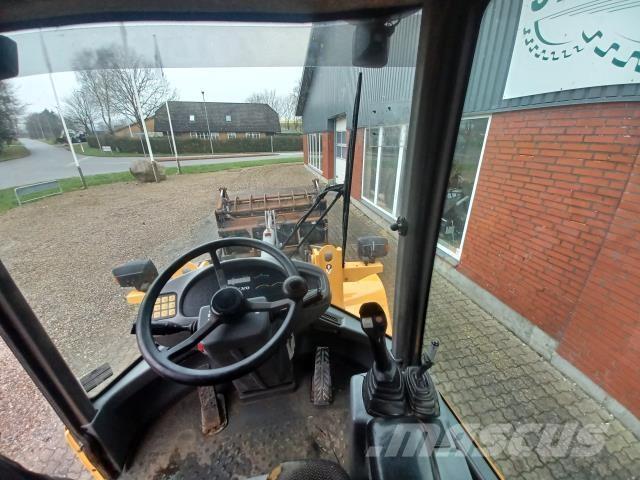 Volvo L35B Rataslaadurid