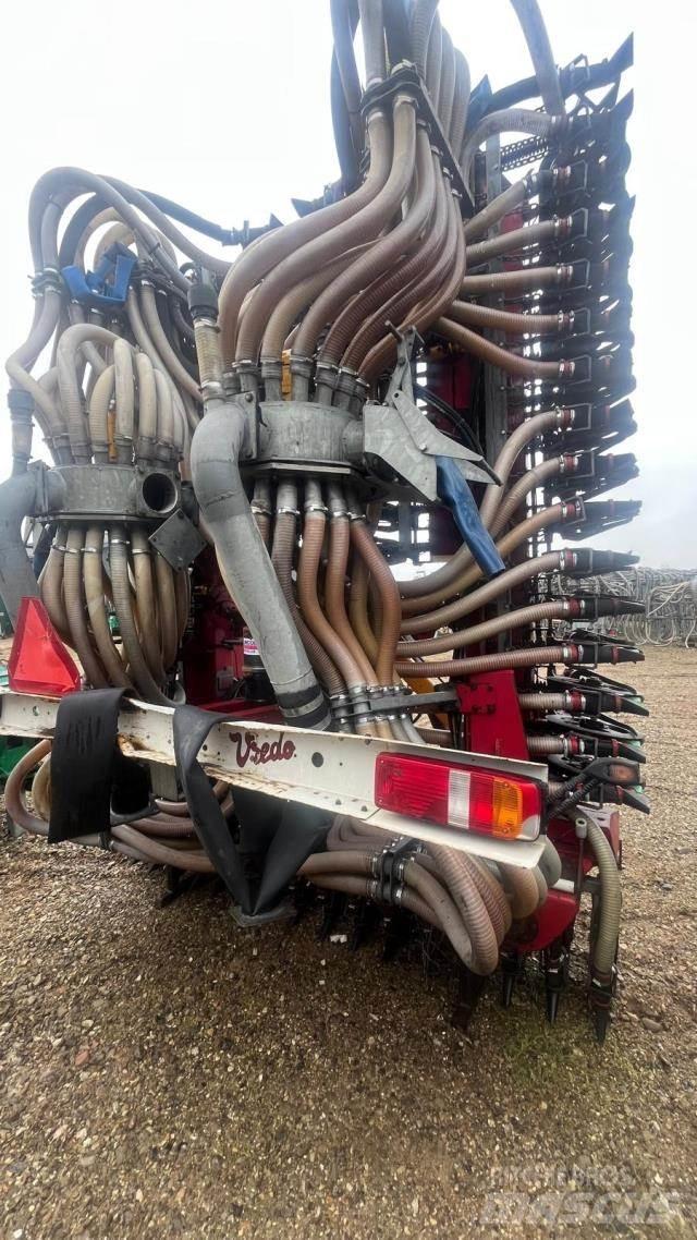 Vredo 12 Väetisekülvikud pihustiga