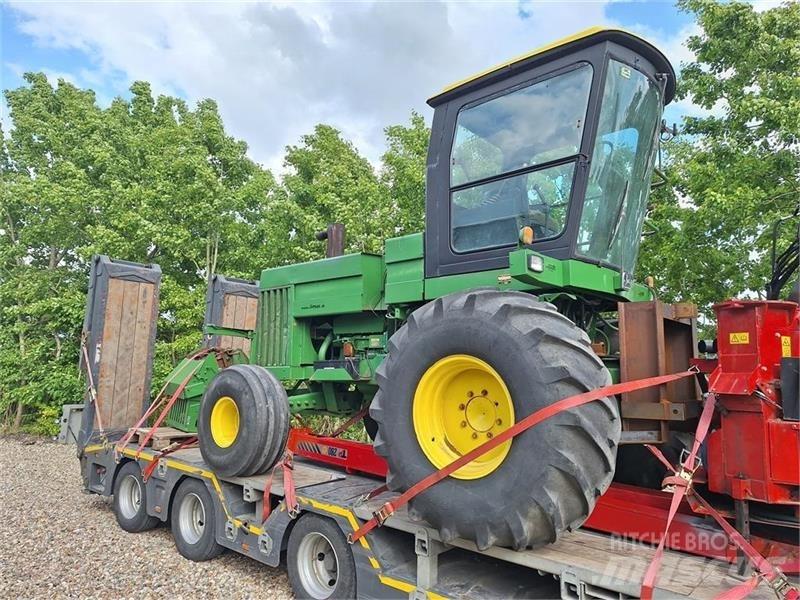 John Deere  Silokombainid