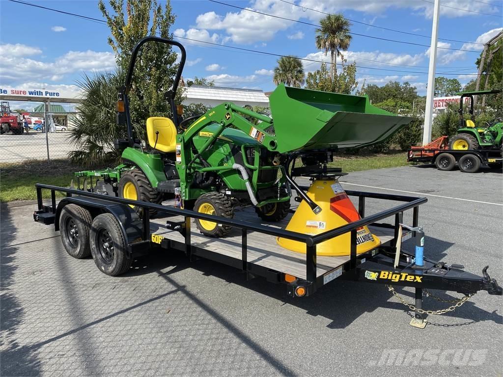 John Deere 1023E Kompakttraktorid