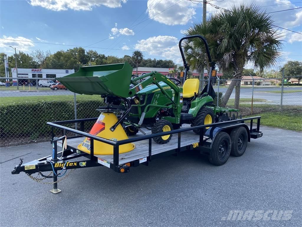 John Deere 1023E Kompakttraktorid