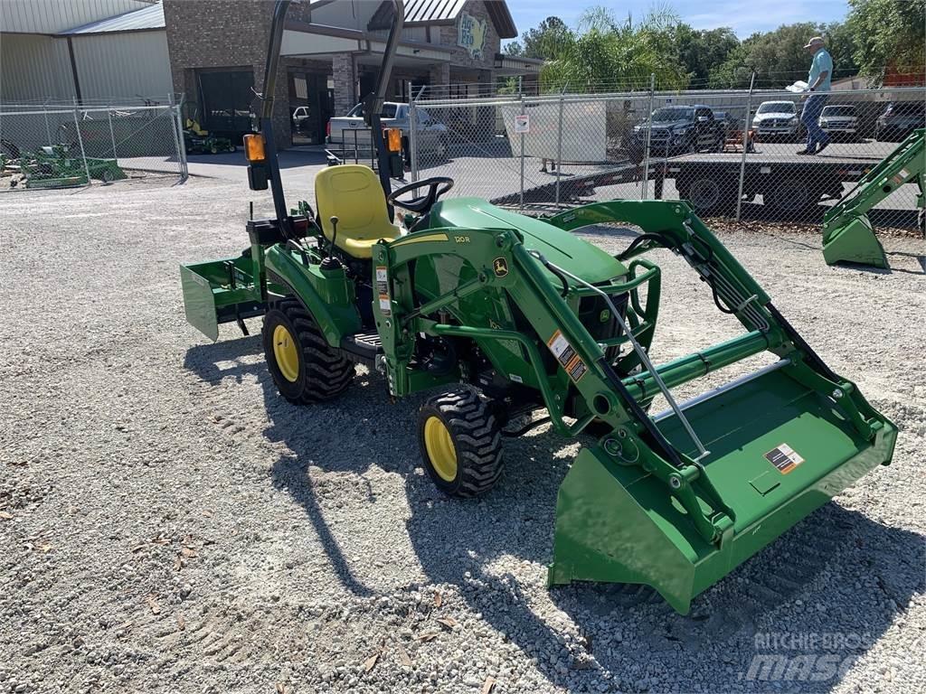 John Deere 1023E Kompakttraktorid