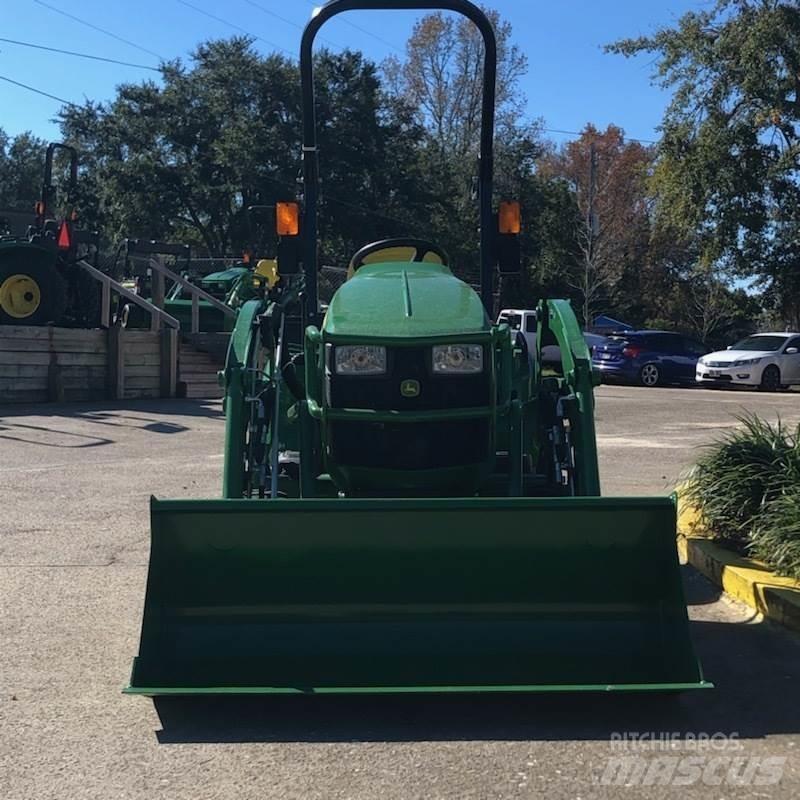 John Deere 1023E Kompakttraktorid