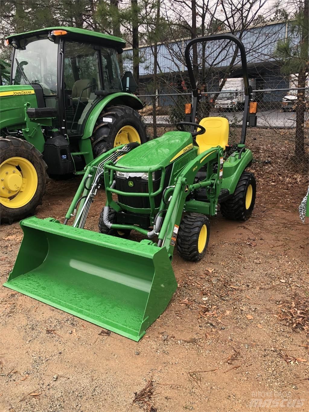 John Deere 1023E Kompakttraktorid