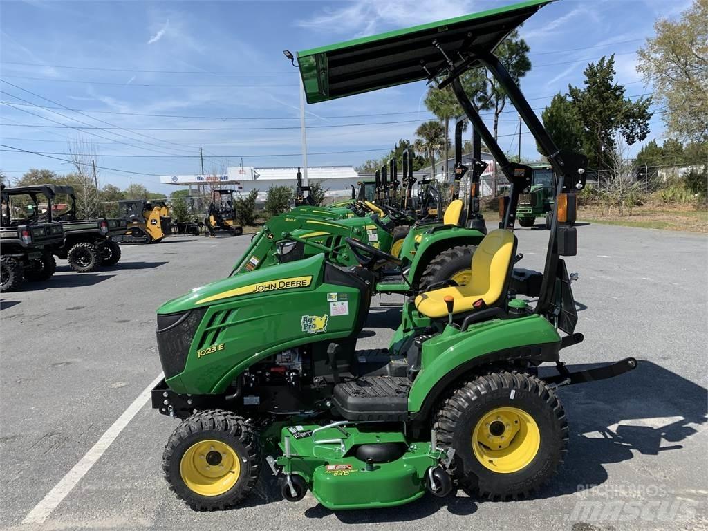John Deere 1023E Kompakttraktorid