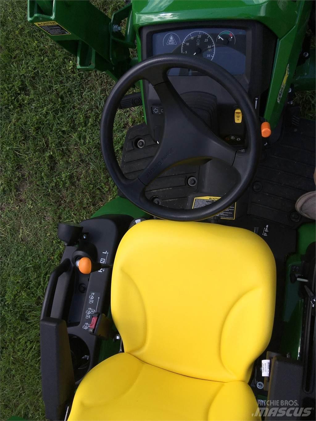 John Deere 1025R Kompakttraktorid