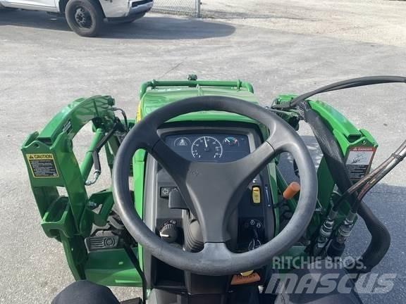 John Deere 1025R Kompakttraktorid