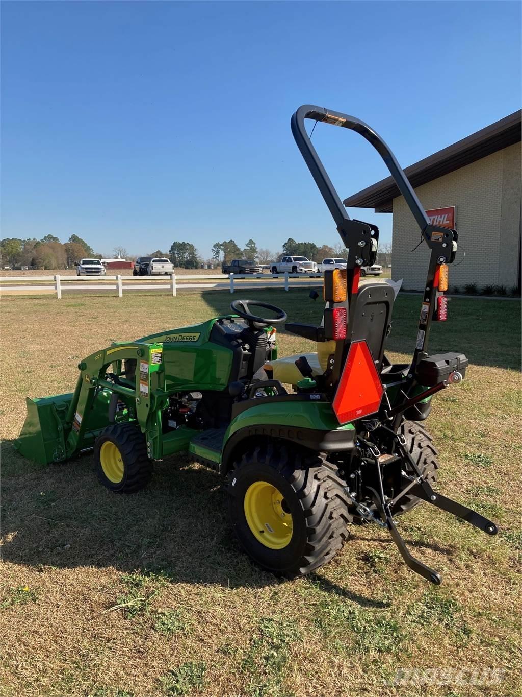 John Deere 1025R Kompakttraktorid
