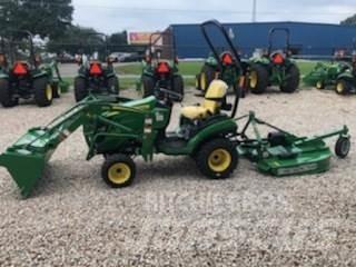 John Deere 1025R Kompakttraktorid