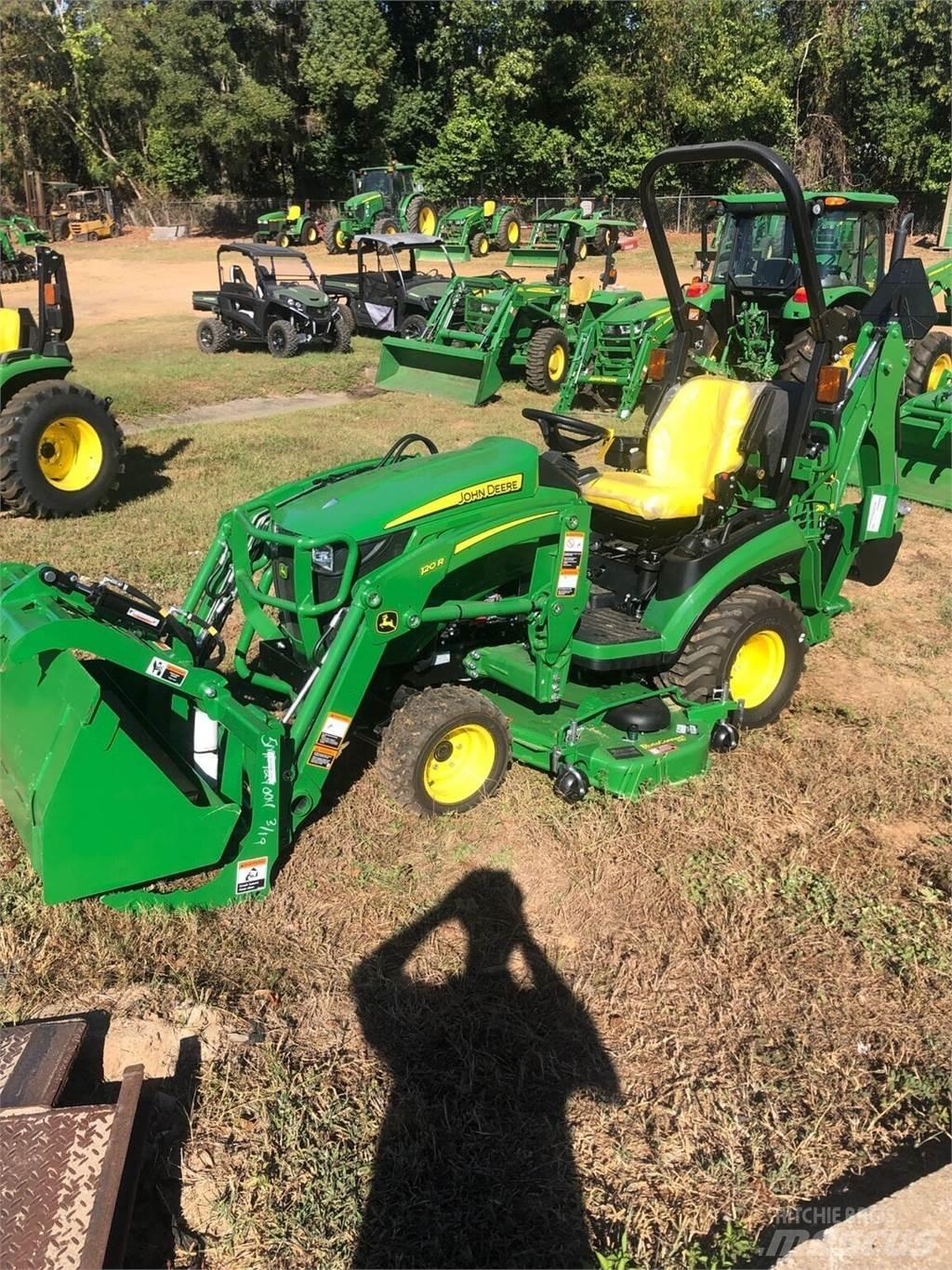 John Deere 1025R Kompakttraktorid