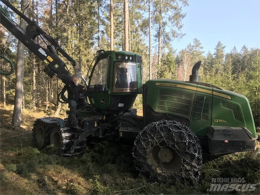 John Deere 1270G Harvesterid