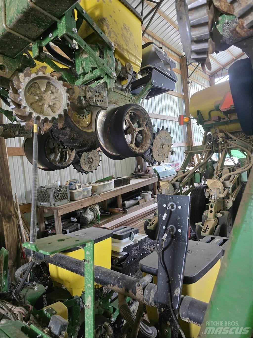 John Deere 1720 Istutusmasinad