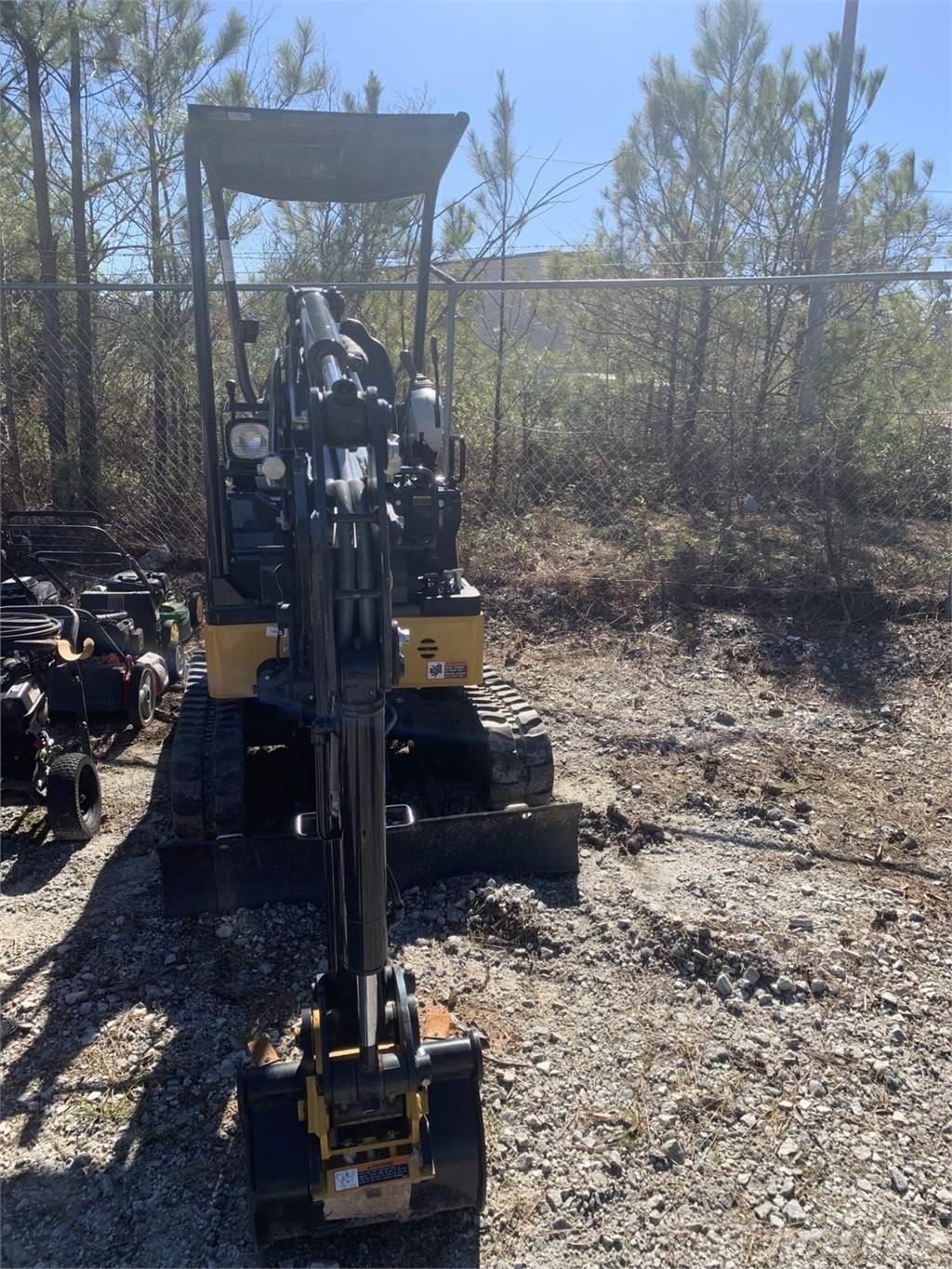 John Deere 17P Pika noolega ekskavaatorid