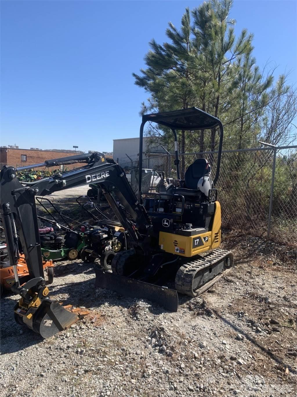 John Deere 17P Pika noolega ekskavaatorid