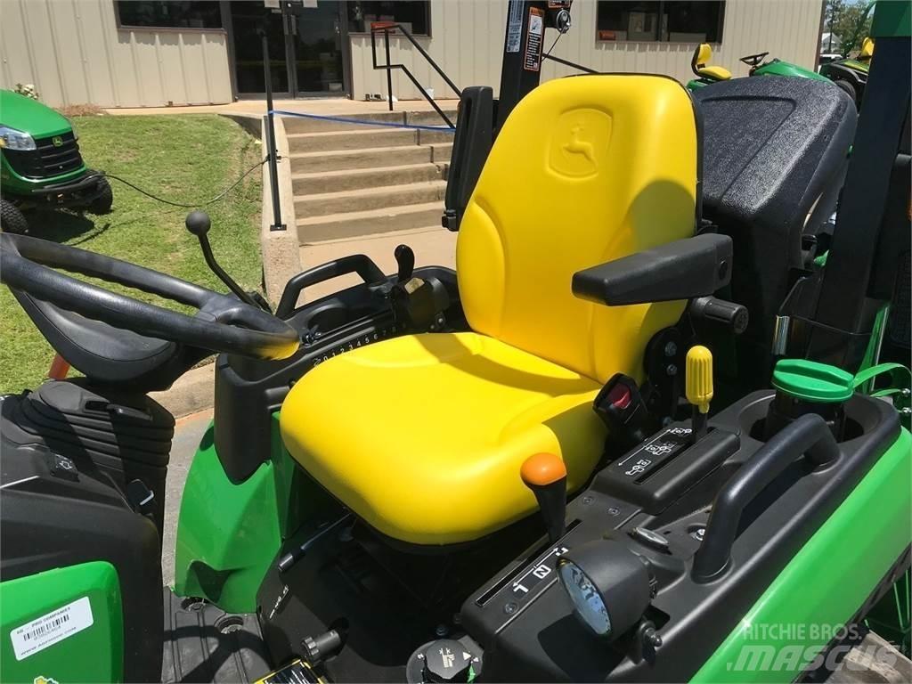 John Deere 2025R Kompakttraktorid