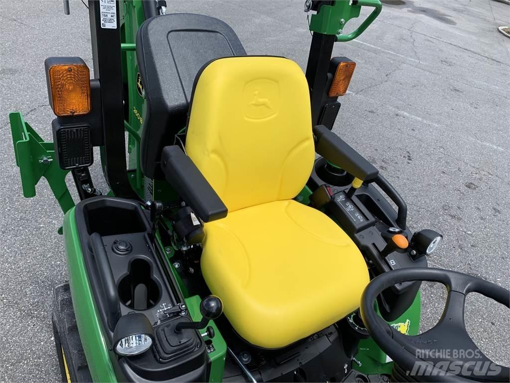 John Deere 2025R Kompakttraktorid