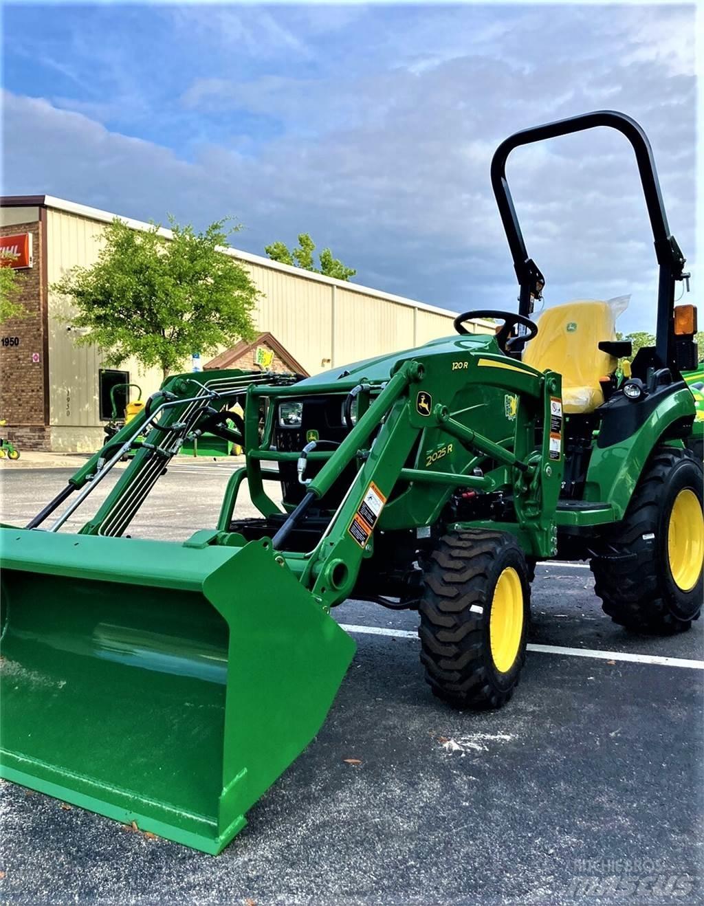John Deere 2025R Kompakttraktorid
