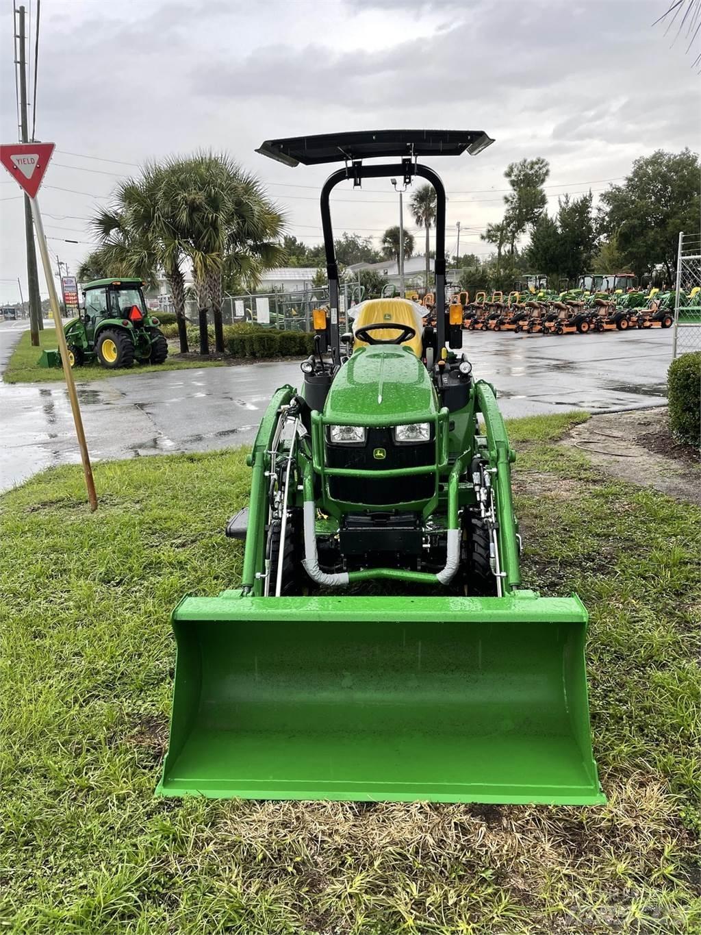 John Deere 2025R Kompakttraktorid