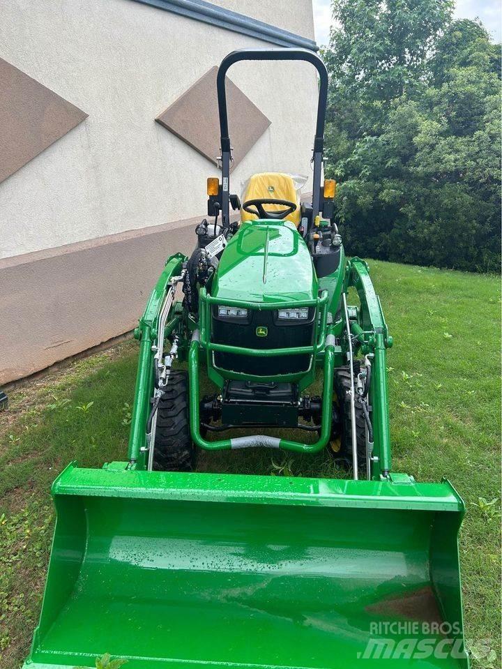 John Deere 2025R Kompakttraktorid