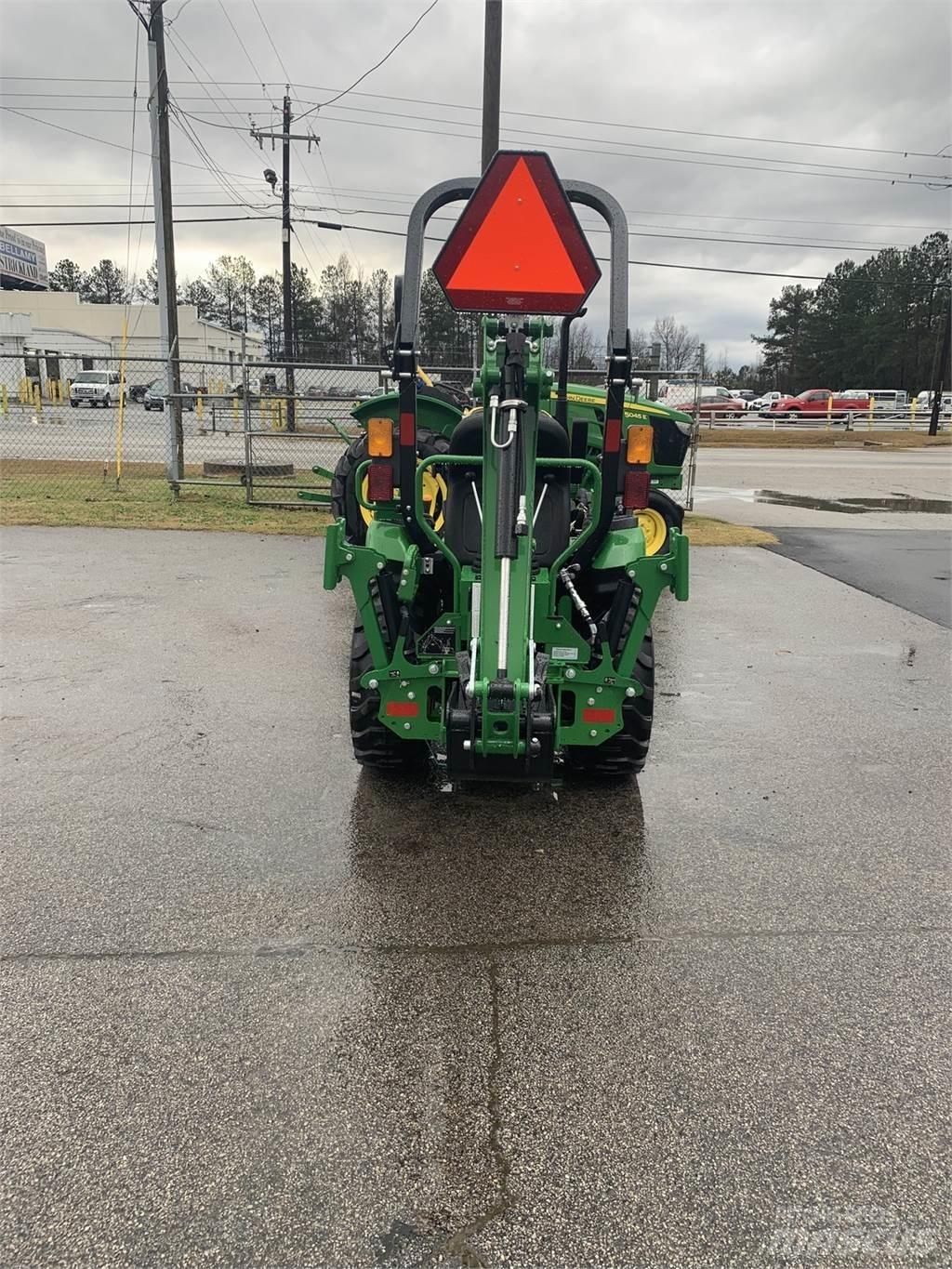 John Deere 2025R Kompakttraktorid