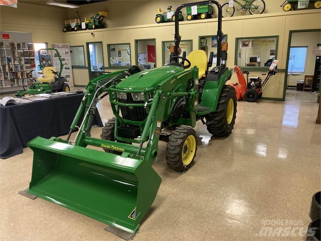 John Deere 2032R Kompakttraktorid