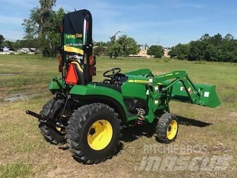John Deere 2032R Kompakttraktorid