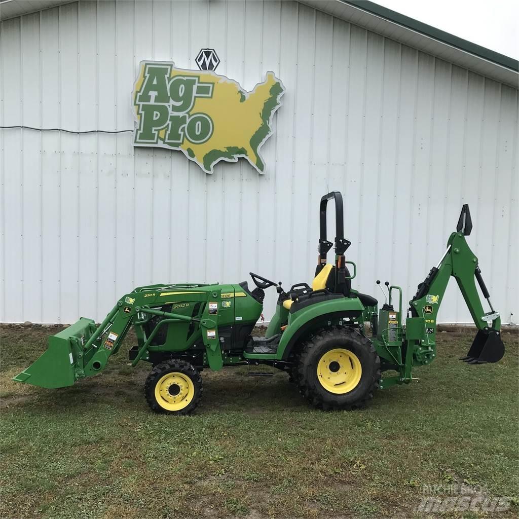 John Deere 2032R Kompakttraktorid