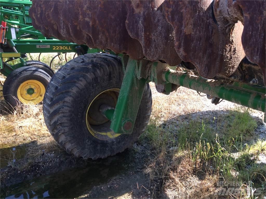 John Deere 2680 Randaalid