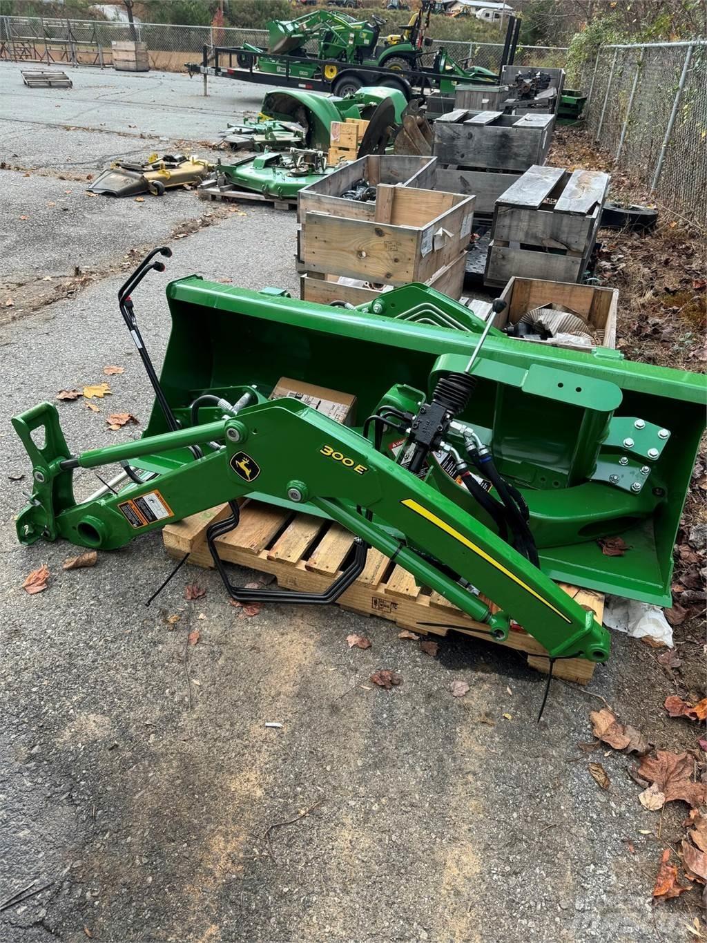 John Deere 300E Muud põllumajandusmasinad