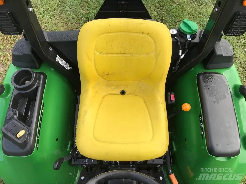 John Deere 3025E Kompakttraktorid