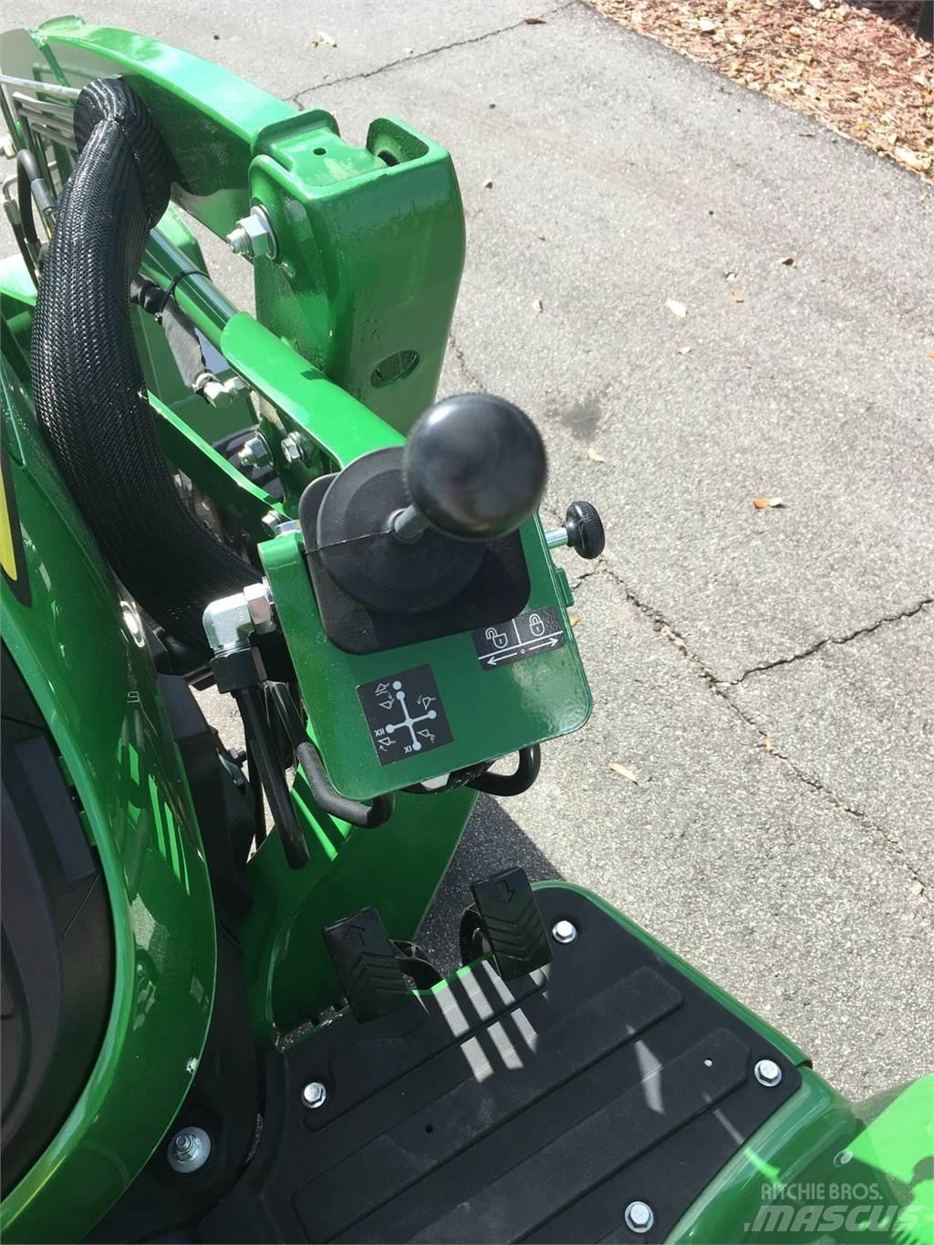 John Deere 3025E Kompakttraktorid