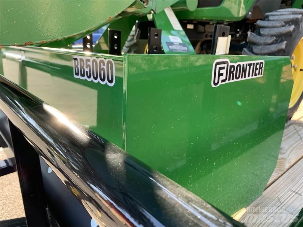 John Deere 3032E Kompakttraktorid