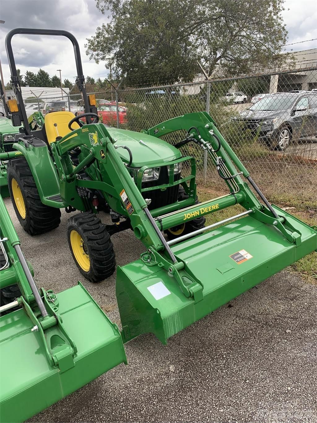 John Deere 3032E Kompakttraktorid