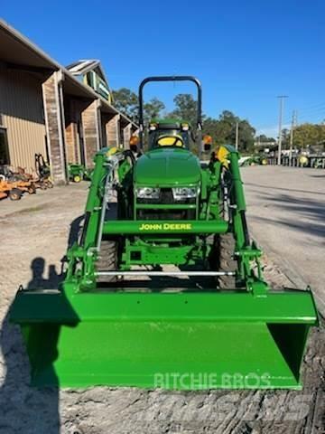 John Deere 3033R Kompakttraktorid