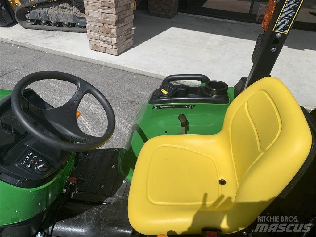 John Deere 3038E Kompakttraktorid