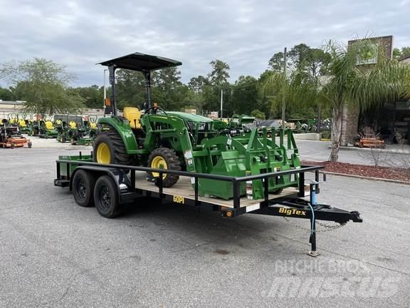 John Deere 3043D Traktorid