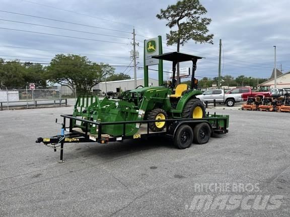 John Deere 3043D Traktorid