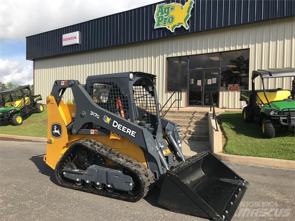 John Deere 317G Väikelaadurid